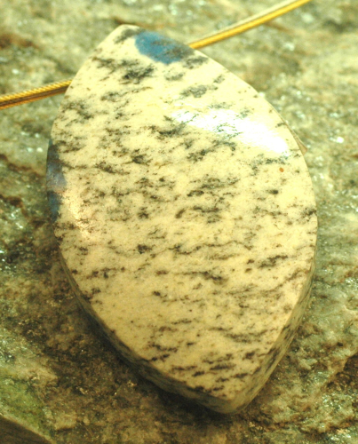 K2 Anhänger gebohrt